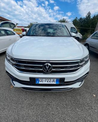 Volkswagen Tiguan 1.5 TSI 150 CV DSG ACT R-Line
