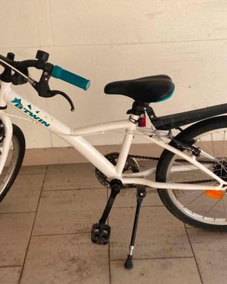 Bici B'Twin BMX da 20"