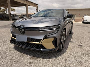 Renault Megane E-Tech 60 kWh Iconic 220CV