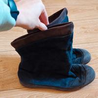 Stivaletto in pelle scamosciata blu