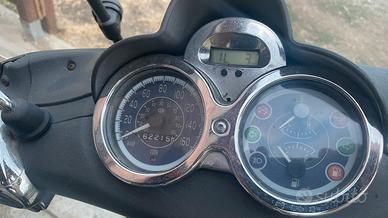 Beverly 250