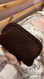 pochette all’uncinetto