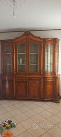 Splendida cristalliera a vetrina classica intarsia