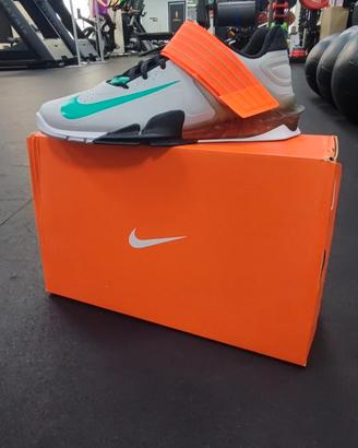 Nike Savaleos Grey Fog/Clear Emerald