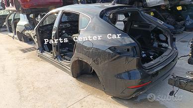 Scocca per taglio lamiera maserati levante