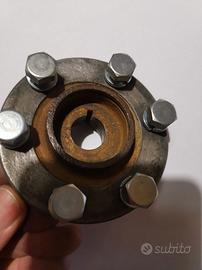 Flangia portavolano vespa 180 ss