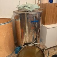 Bidone olio in acciaio