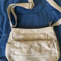 Borsa beige in similpelle