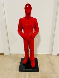 Statua moderna figura umana stilizzata