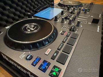 Numark Mixstream Pro Go console perfetta + borsa