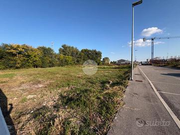 TER. RESIDENZIALE A SAN GIOVANNI LUPATOTO