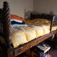 Letto indiano in sandalo
