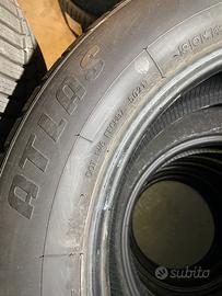 Pneumatici 235/60 R18 usati