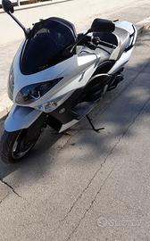 Yamaha T Max - 2010