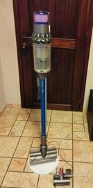 Dyson V11 Absolute + Base Floor Dok + Accessori