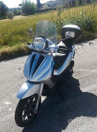 Beverly 250 km 63000 anno 2008