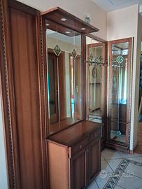 Mobile in legno d'ingresso
