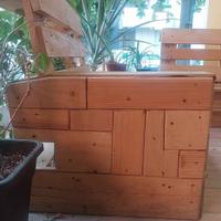 Divanetti artigianali in pallet ad angolo