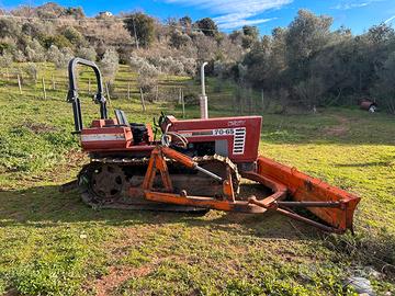 Trattore cingolato 70/65
