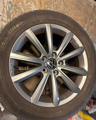 Pneumatici invernali Bridgestone  con cerchi