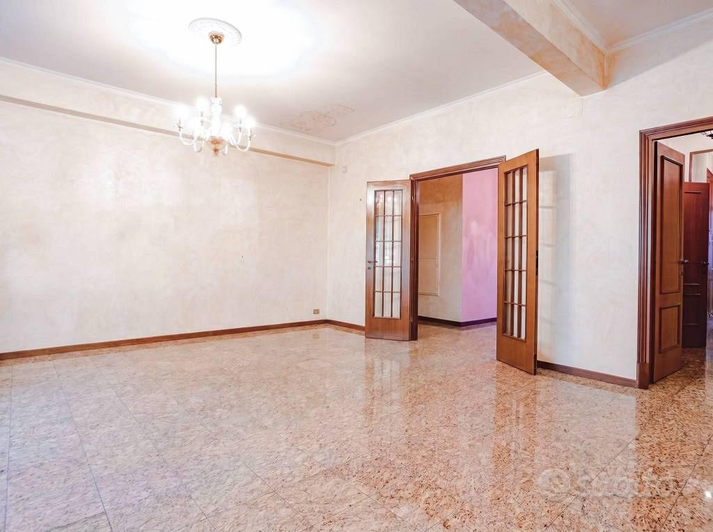 Appartamento – Roma, EUR, Municipio Roma IX - Altro