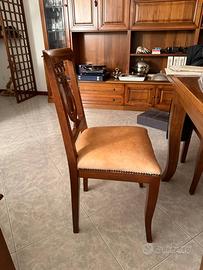 Nr. 8 sedie vintage in legno con seduta in pelle