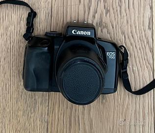 Canon EOS 700