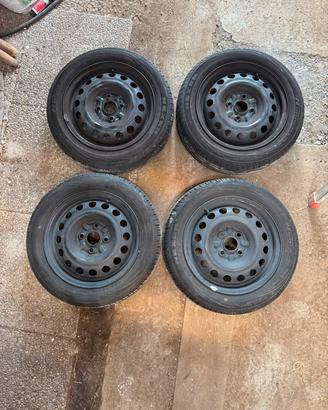 cerchi gomme  Peugeot 107 