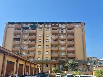 4 LOCALI A PALERMO