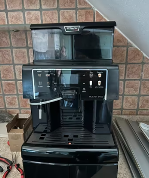 macchinetta caffè professionale Saeco professional