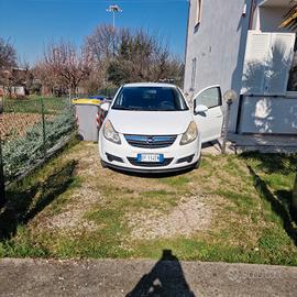 opel corsa 1.2 63kw benzina 