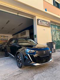peugeot 2008 1.2 pure tech PIU' IVA