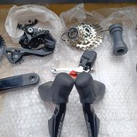 Gruppo SHIMANO 105 R7170 Di2 12v Disco