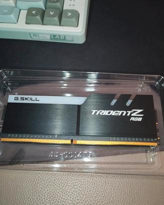 8 GB RAM RGB 3000mhz XMP 2.0