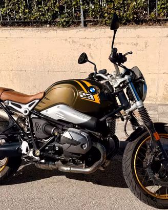 BMW RnineT quasi nuova