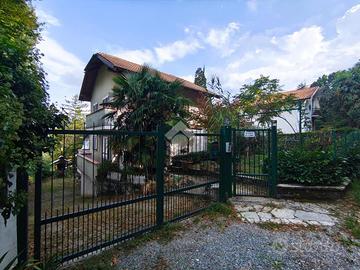 VILLA SINGOLA A AVIGLIANA