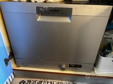 Lavastoviglie Siemens iQ300 Inox Compatta