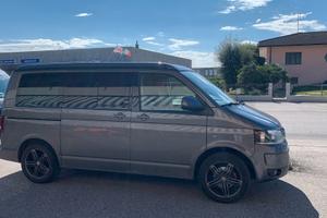 Volkswagen T5 California 2.0