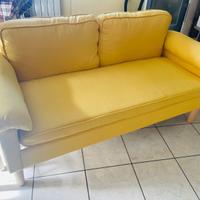 Divano 2 posti color giallo NUOVO