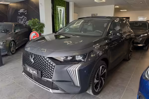 DS7 CROSSBACK ETOILE 1.5 BLUEHDI 130CV TETTO PELLE