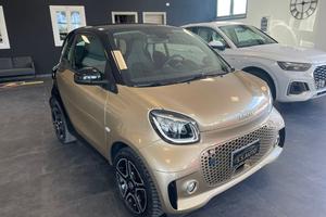 SMART fortwo EQ Parisblue