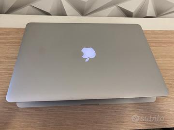 Macbook pro retina mid 2014 con linux - leggi