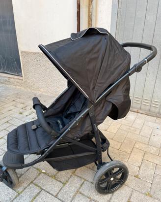 Passeggino 3 ruote nero fino a 22 kg- resistente