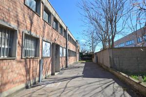 Valsamoggia - Bazzano: Capannone di mq 1080