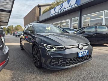 Volkswagen Golf 2.0 TDI GTD 200cv DSG