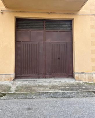 Garage uso magazzino