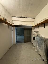 Garage 12,5 mq a Modena
