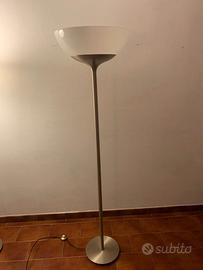 Lampada da terra Aminta Artemide Gismondi anni 70
