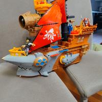 IMAGINEXT Squalo Nave Pirati Fisher Price