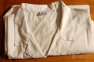 Grembiule bianco da laboratorio